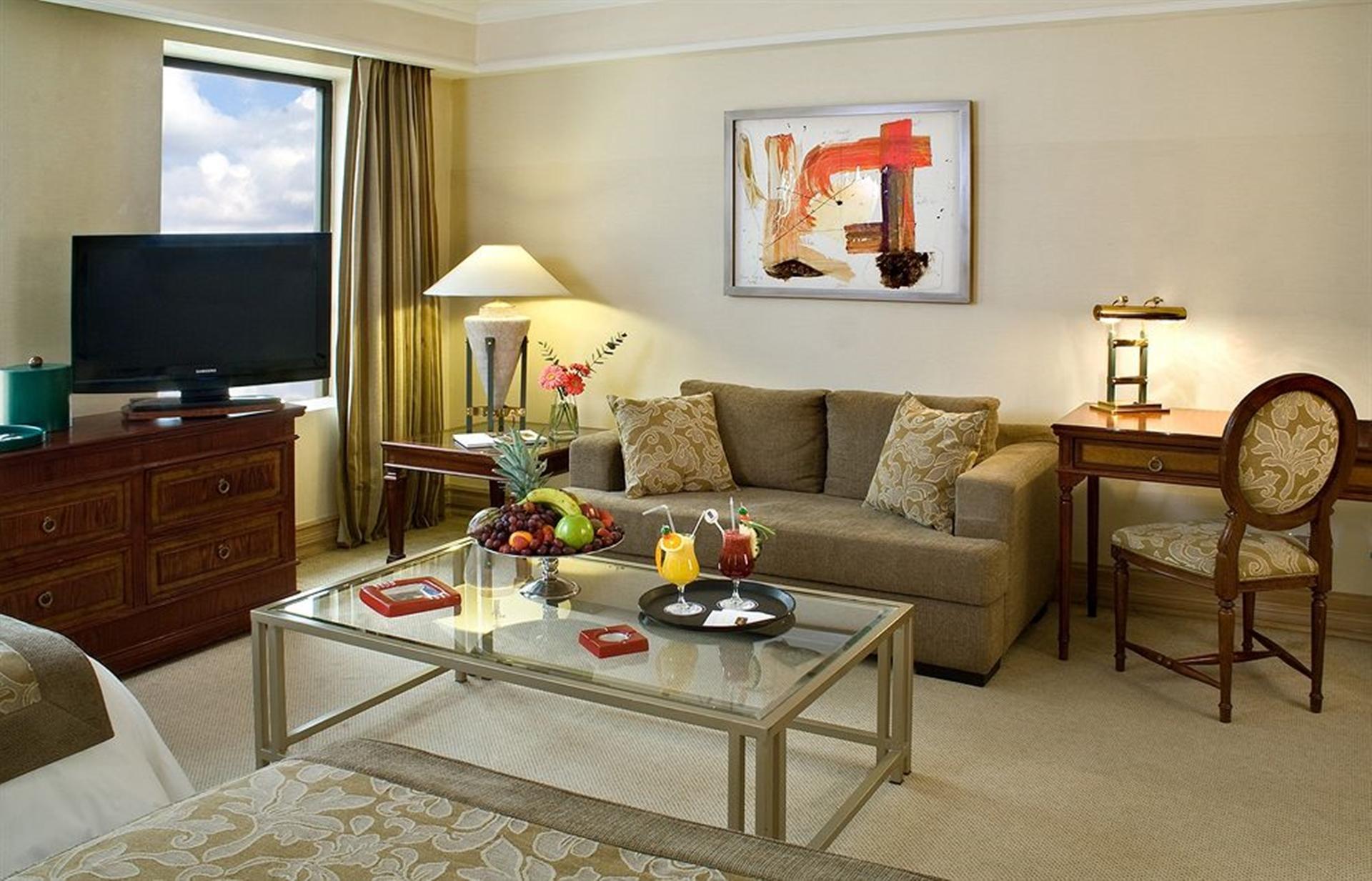Hotel Regal Pacific Santiago Dış mekan fotoğraf A living room
