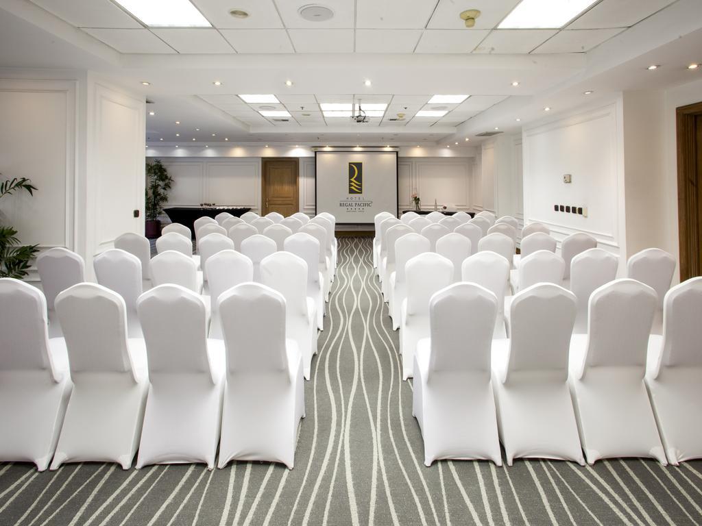 Hotel Regal Pacific Santiago Dış mekan fotoğraf The hotel's meeting room