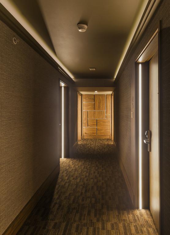 Hotel Regal Pacific Santiago Dış mekan fotoğraf A corridor at the Mandarin Oriental, Munich